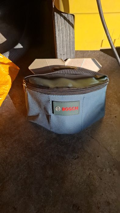 Nivela laser Bosch GTL 3 Professional  pentru gresoe si faianta