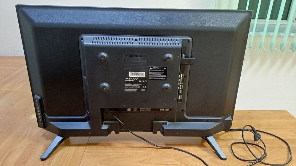 Телевизор Daewoo 32" б/у в отличном состоянии