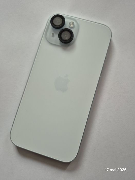 iPhone 15 baterie 80%