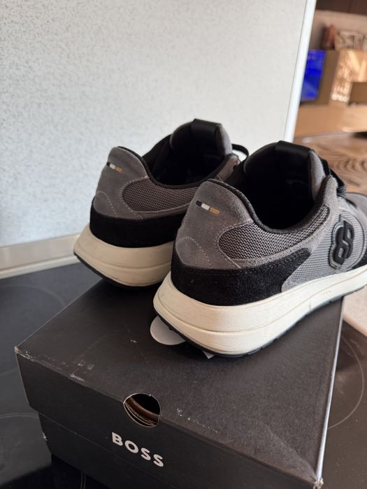 Hugo Boss -43 номер
