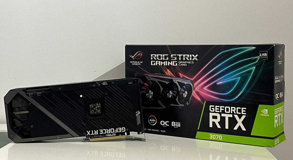 Placă Video ASUS ROG STRIX GeForce RTX 3070 8GB – Ca Nouă!