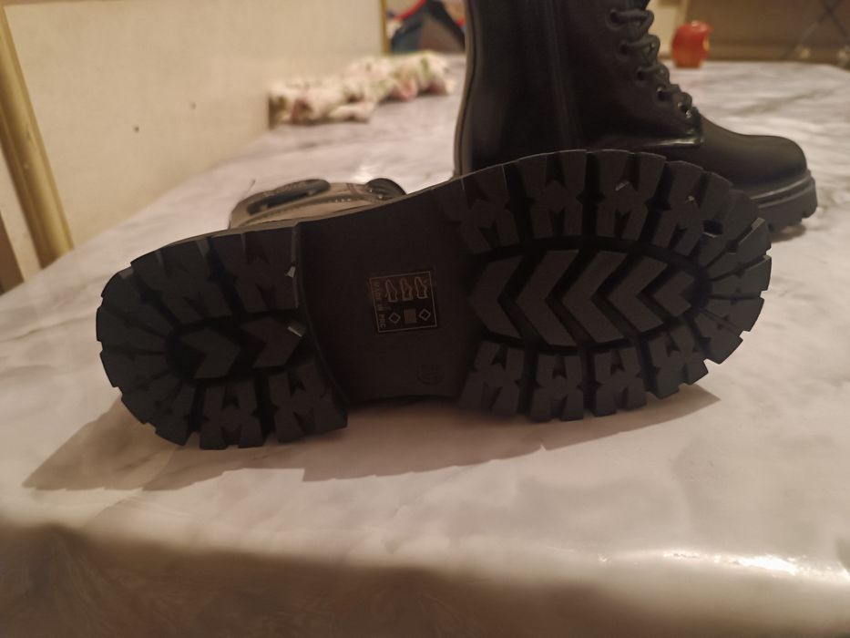 Детская обувь ..