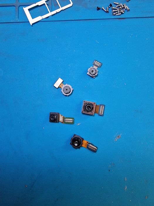 Samsung A13 ( НА ЧАСТИ)