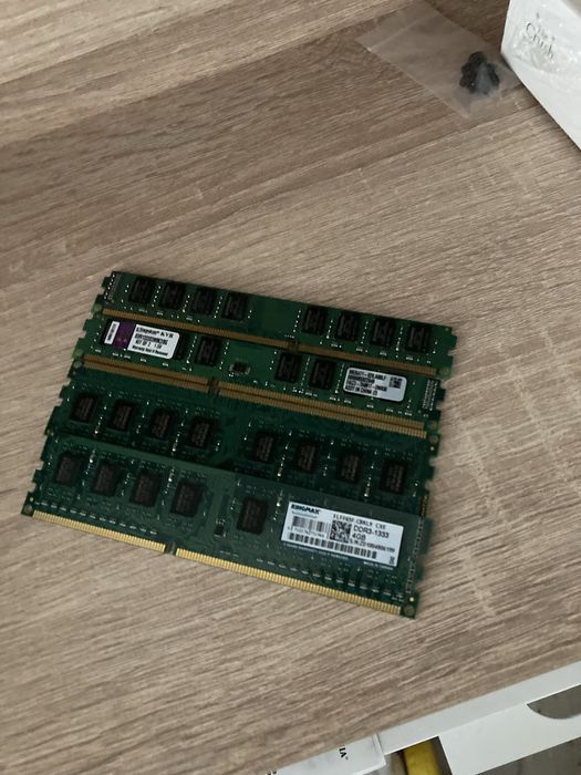 Memorii ram dd3 2x4