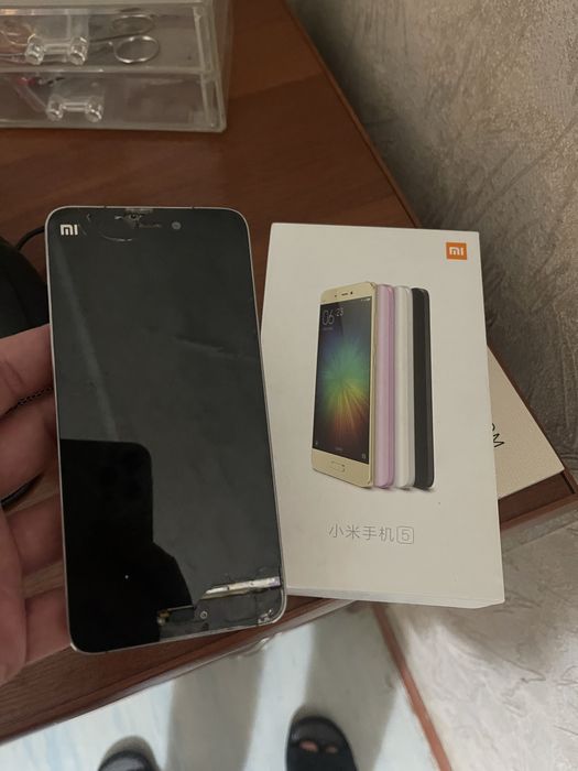 Mi5 64gb и Lenovo на запчасти
