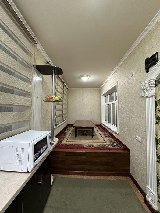 Сдается квартира 4комнатная своя  район яшнабад около паркенский базар