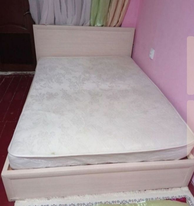 Продам двух спальный кровать