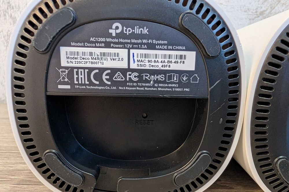 Sistem Mesh Wi-Fi TP-Link Deco M4 (Set 3 Unități)