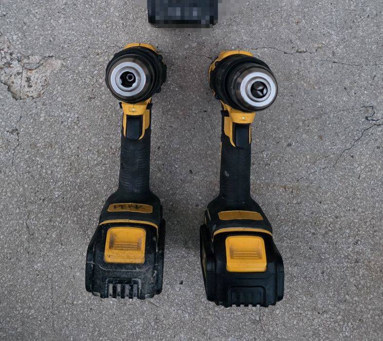 DeWalt  DCD778 filetanta cu percutie si acumulator