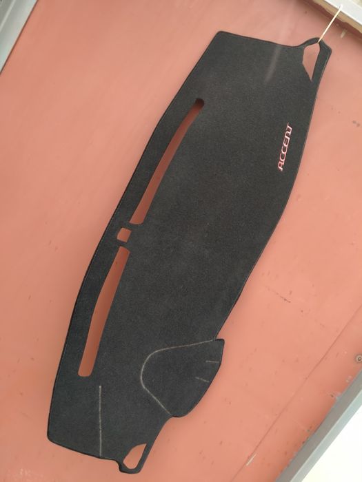 Накидка на панель приборов Акцент