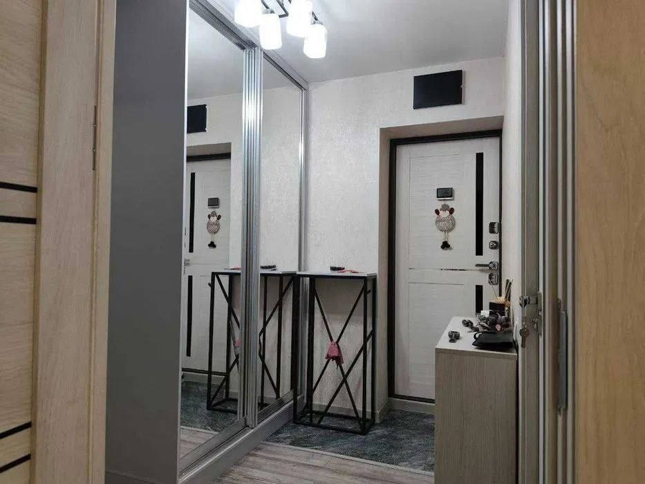 Срочно Продаётся Парк Фуркат 3/4/5 с мебелью техникой ремонт хороший !