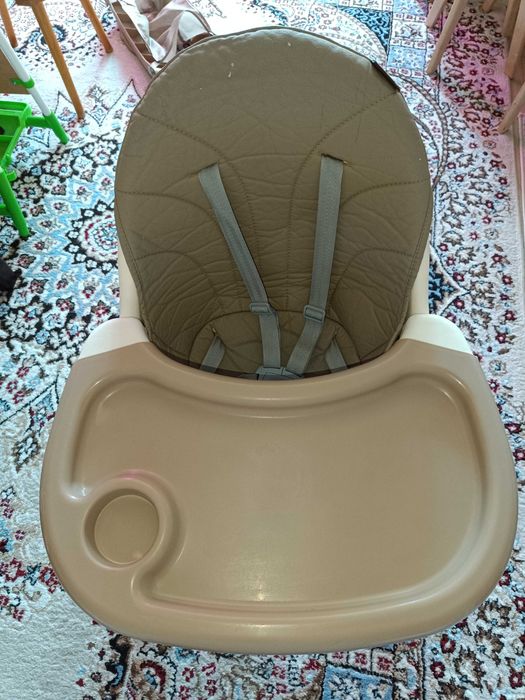 Продам стульчик для кормления