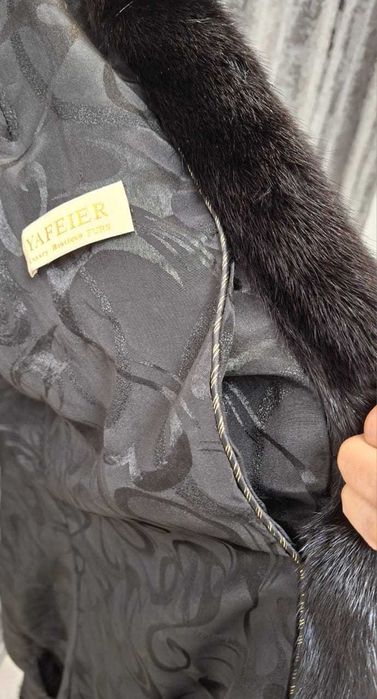 Продам норковую шубу