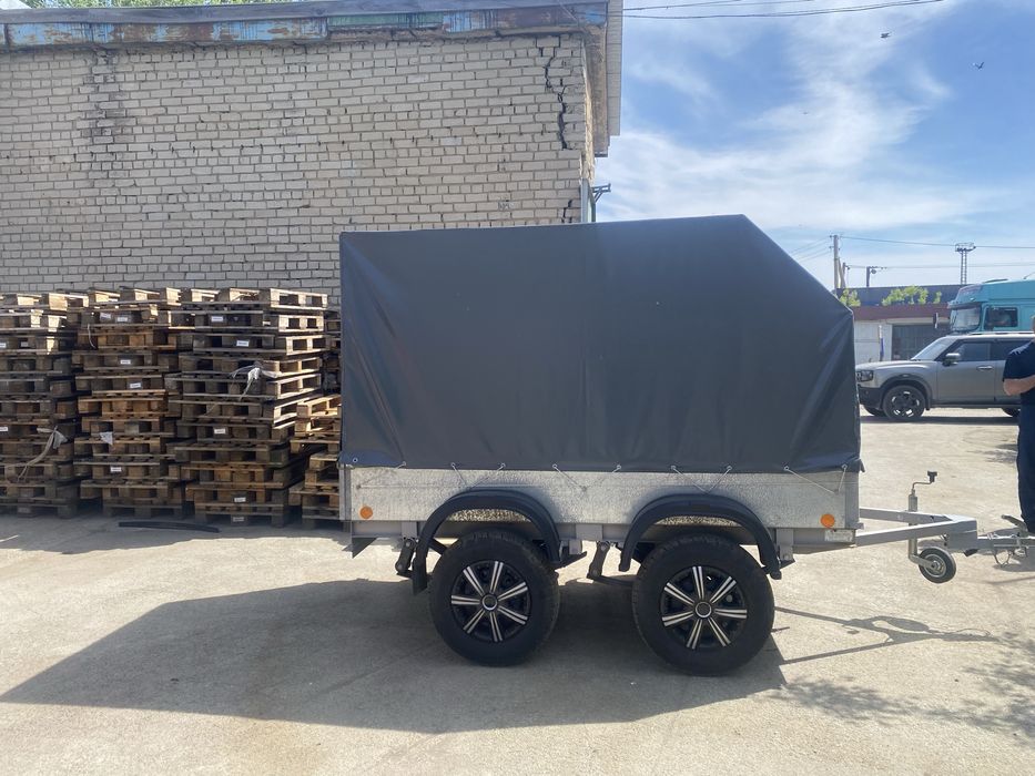Продам прицеп новый