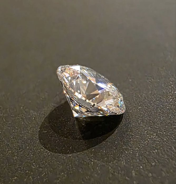 Diamant 3ct – Alb Absolut (D), VS1, IGI