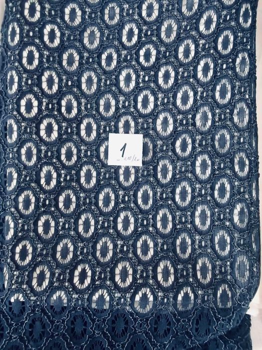 Ленен текстил за облекло