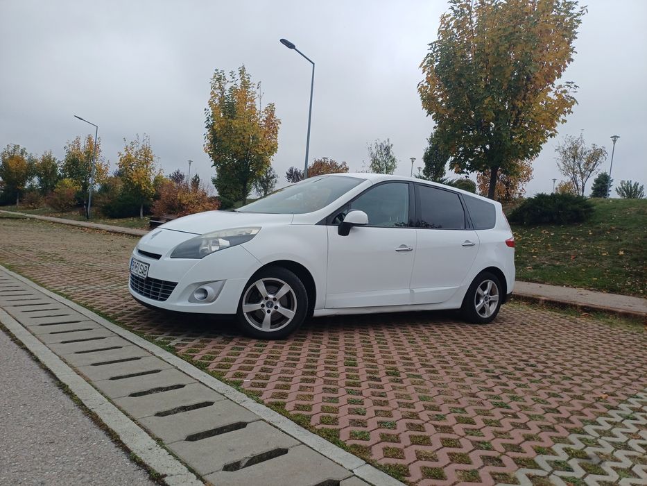 Vând renault grande scenic