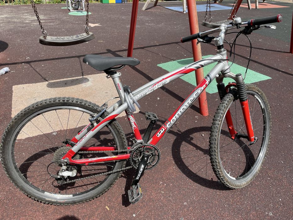 Bicicleta Corratec Bow