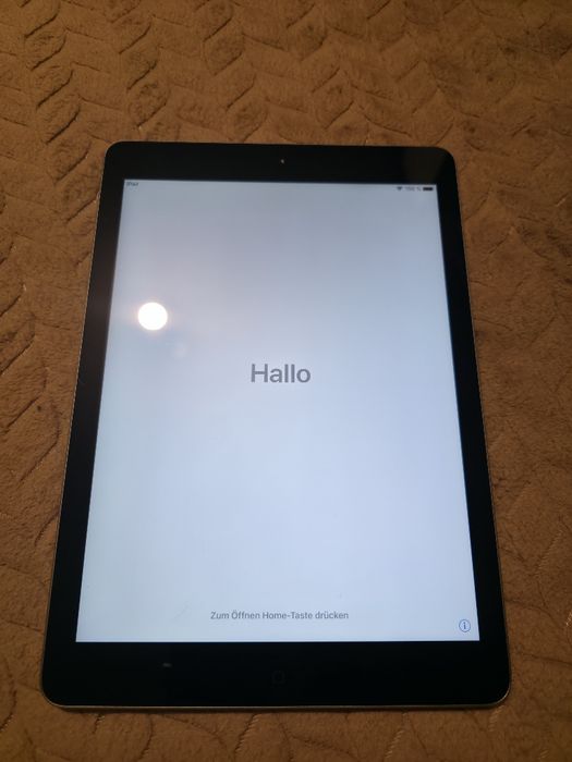 iPad Air 1 -16GB - 10/10 - Pentru piese / Recarosare