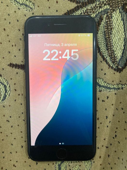 iphone se прлдам срочно