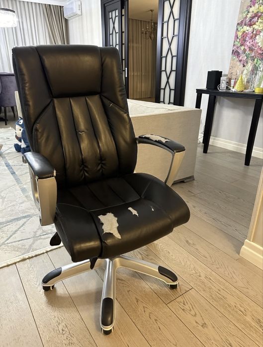 Офисное/игровое кресло