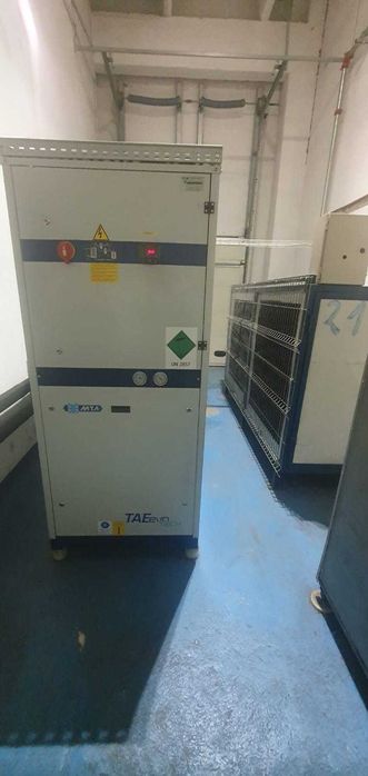 Masini de injectie mase plastice