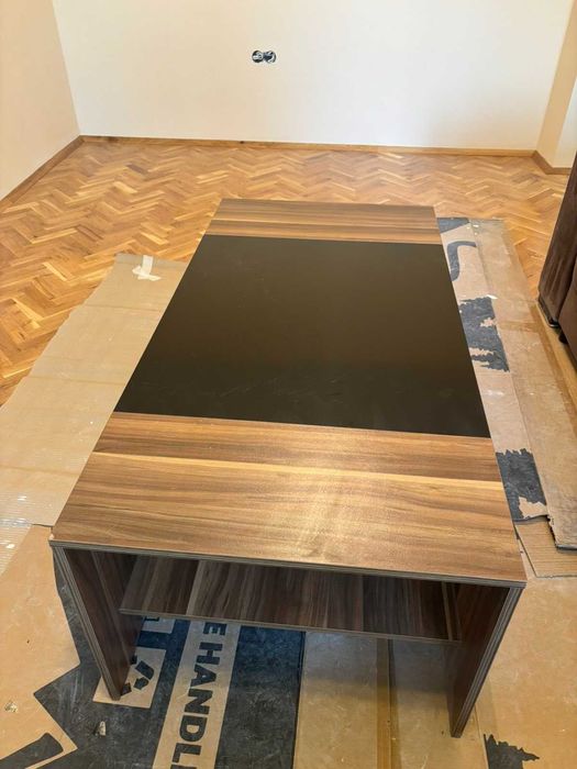 Голяма холна маса