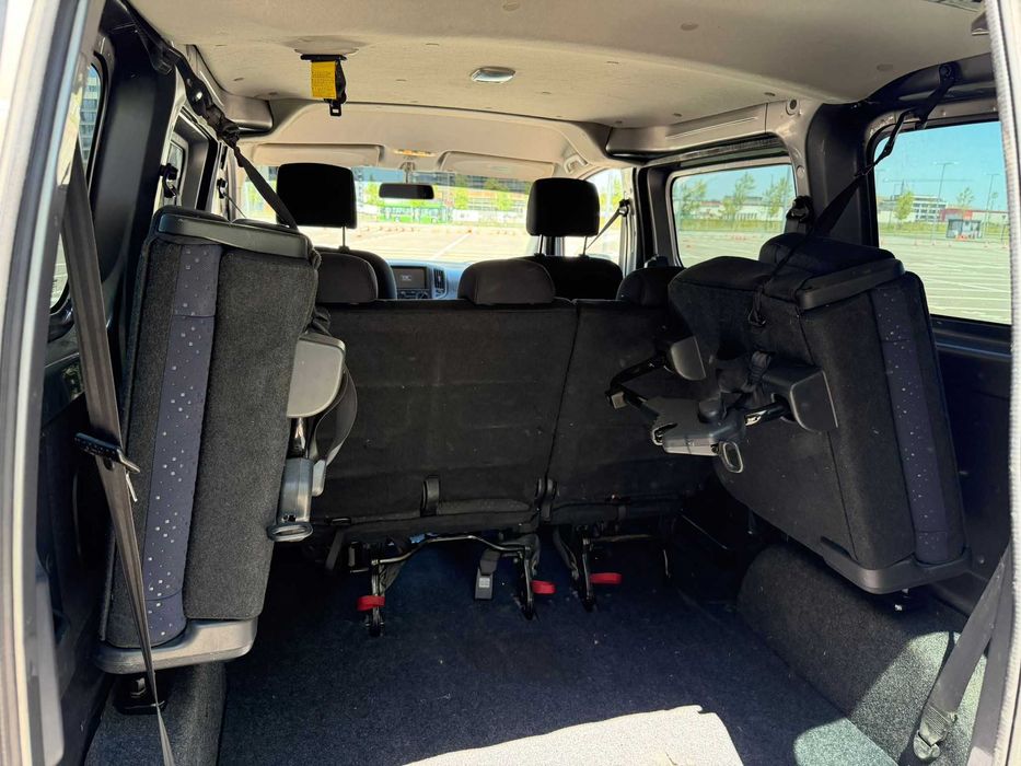 Nissan NV200 7 locuri