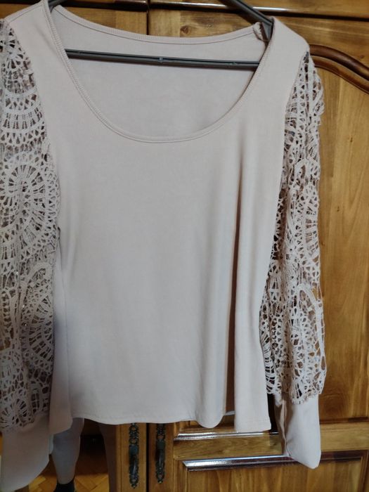 Ефектна блуза с дантела,цвят каки, размер L