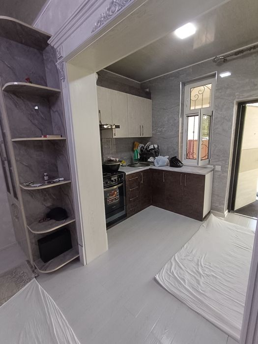 Продается  Юнусабад -14 4/1/5