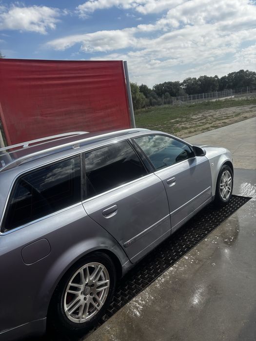 AUDI A4 Avant 2004 — imagine 4