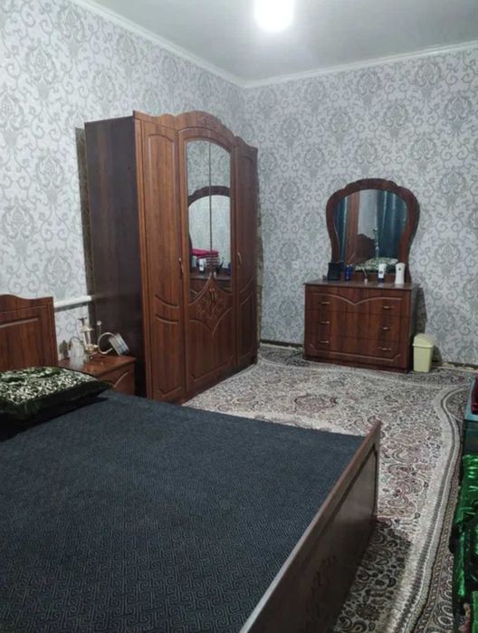 Ховли 10 сотик сотилади битонкани олдида халкабота