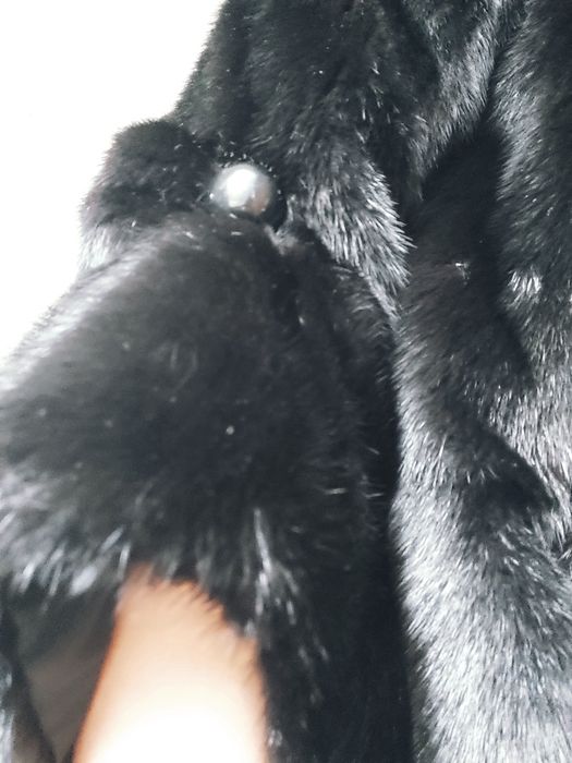 Продам шубу в хорошем состоянии