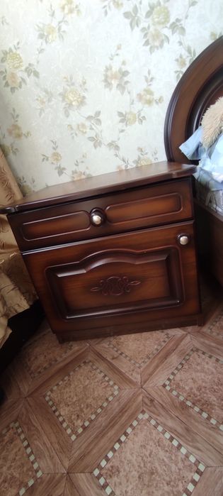 Спальный гарнитур