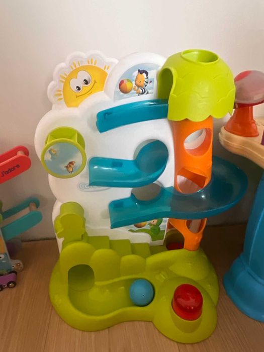 Играчки Fisher Price стол