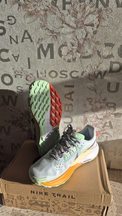 Кроссовки Nike 39 размер