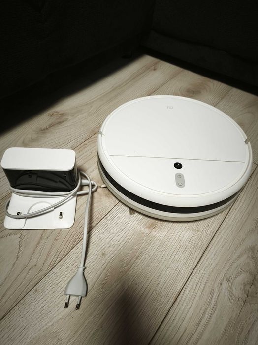 Прахосмукачка робот Xiaomi Mi Vaccum Mop WI-FI,