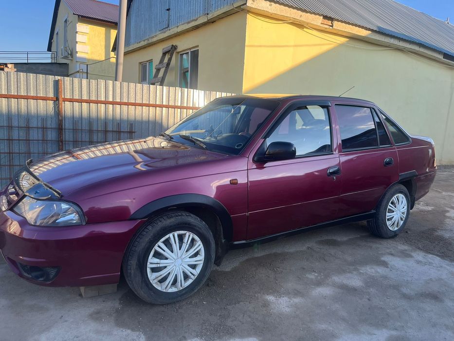 Продам Дэу нексия 2010