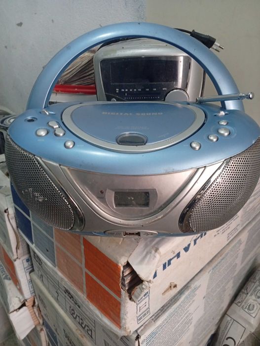 Radio-uri mici model mai vechi
