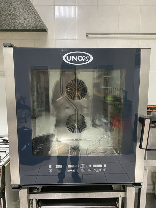 Продам профессиональное оборудование доя кухни