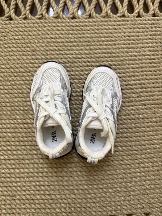 Кроссовки Zara размер 23