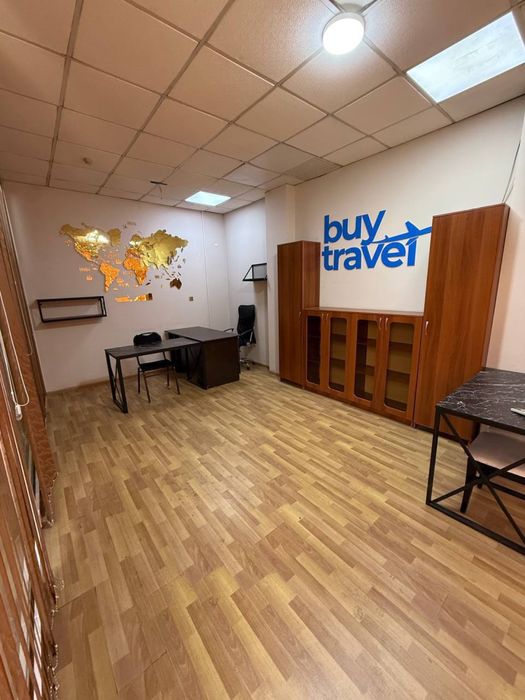 Офис чиланзар торговый центр с мебелью