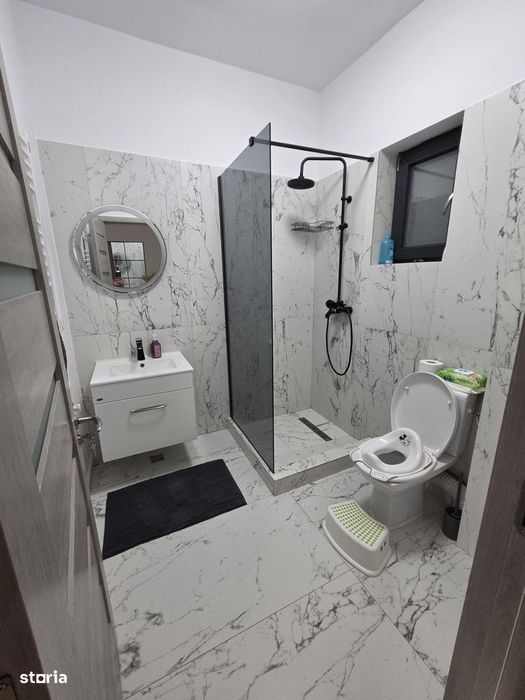 Casă duplex cu 4 camere, P+1 și mansardă, curte 260mp, PRET NEGOCIABIL