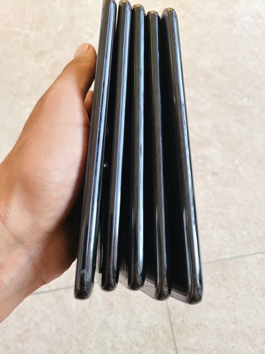 Samsung Galaxy S20 Ultra 5G. Snapdragon 865. OzU 12/256 GB. IME o'tkan