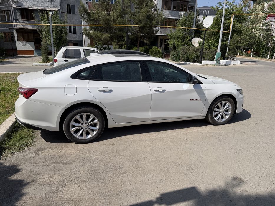 Malibu XL, янги 125 км пробег, 2023 ок жемчуг