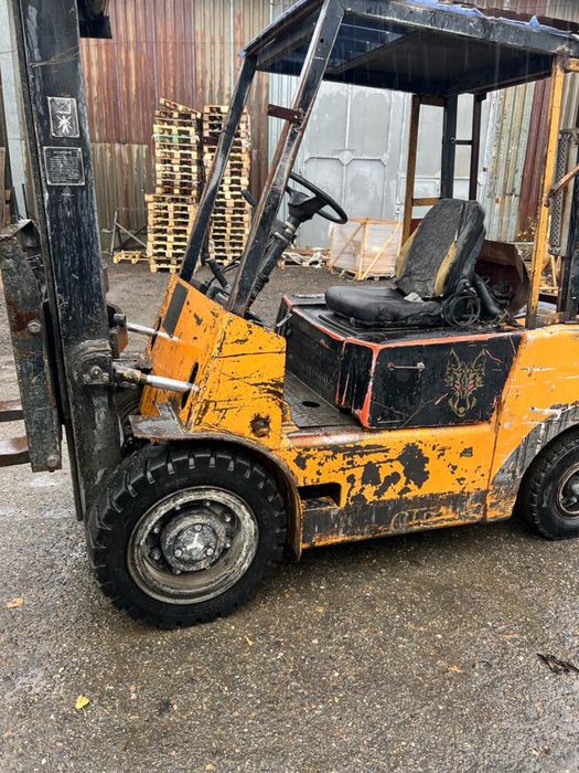 Продам автопогрузчик(кара) Балканкар 3.5 тонны