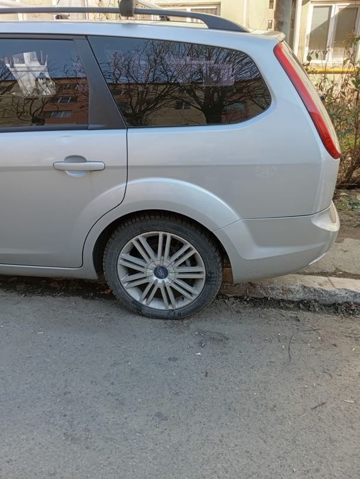 Ford focus 2 facelift  1,6tdci