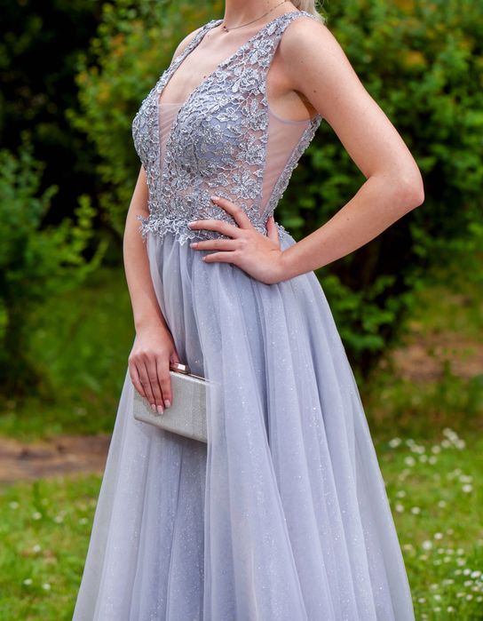 Сребриста бална рокля