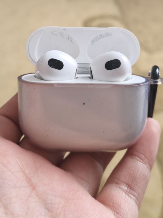 Эпл вотч ориг продаю потомучто не удобен