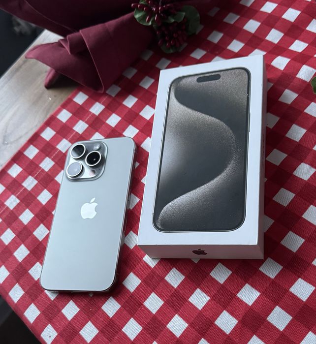 Iphone 15 pro продам